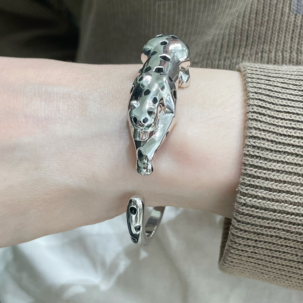 CARTIER PANTHERE SILVER ONYX OPEN BRACELET